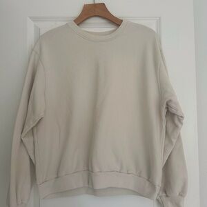 Hollister girls ivory crewneck long sleeve sweatshirt sweater size medium 13 14